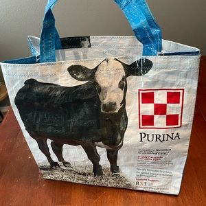 Durable plastic feed sack tote bag